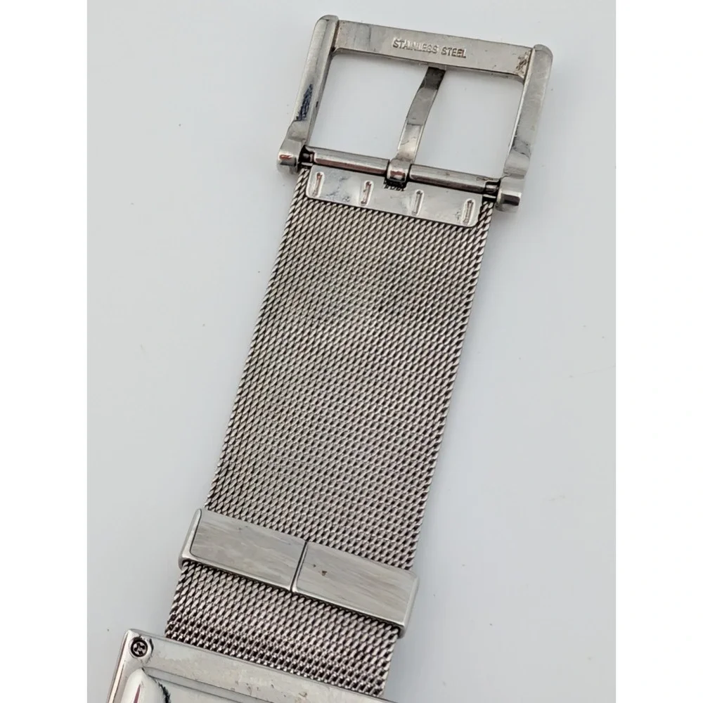 DKNY Watch Women 35mm Case Silver Mesh Metal Band NY4302- New Battery‎